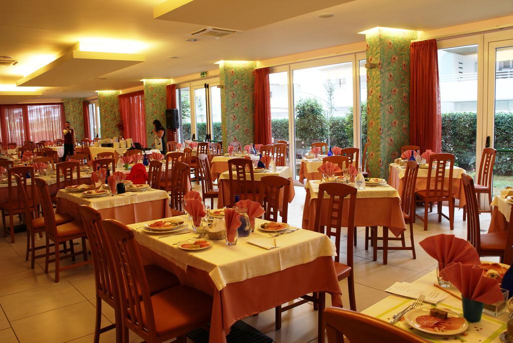 Hotel La Ninfea Montesilvano Marina Zewnętrze zdjęcie