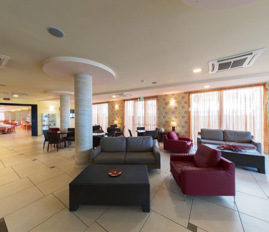 Hotel La Ninfea Montesilvano Marina Zewnętrze zdjęcie