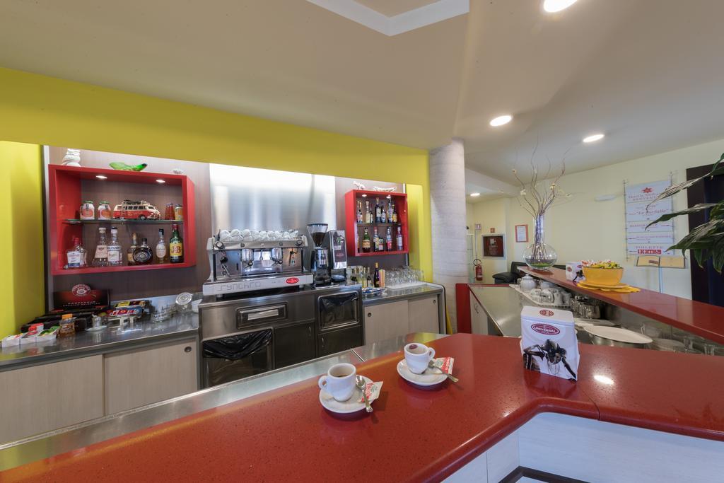 Hotel La Ninfea Montesilvano Marina Zewnętrze zdjęcie