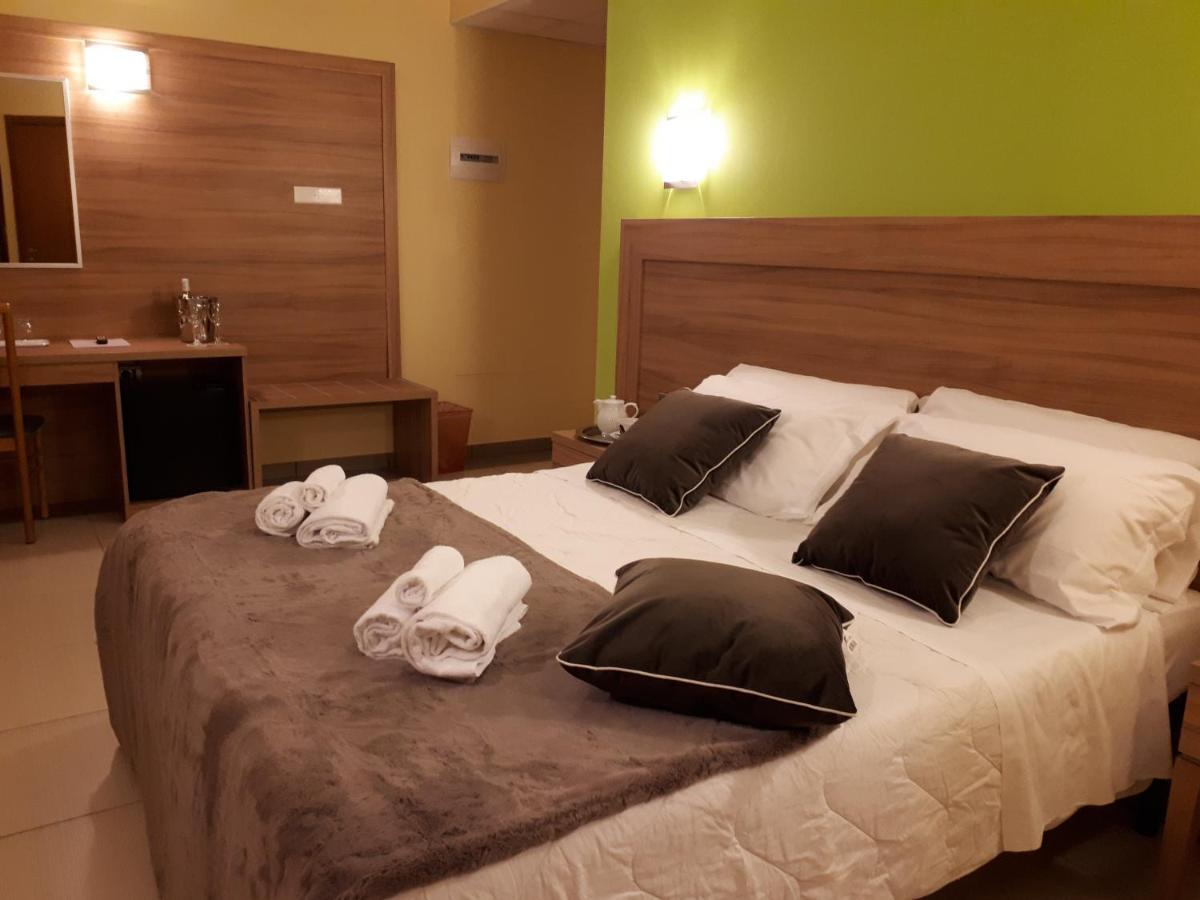 Hotel La Ninfea Montesilvano Marina Zewnętrze zdjęcie